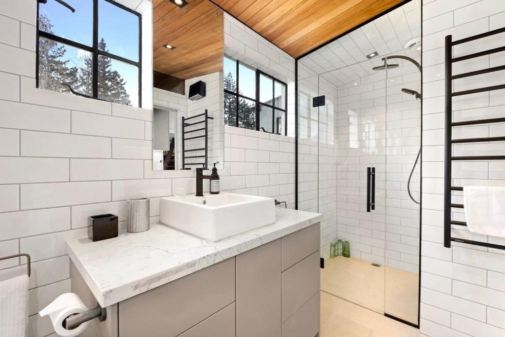 Wanaka Stone Cottage - Wanaka Holiday Home מראה חיצוני תמונה