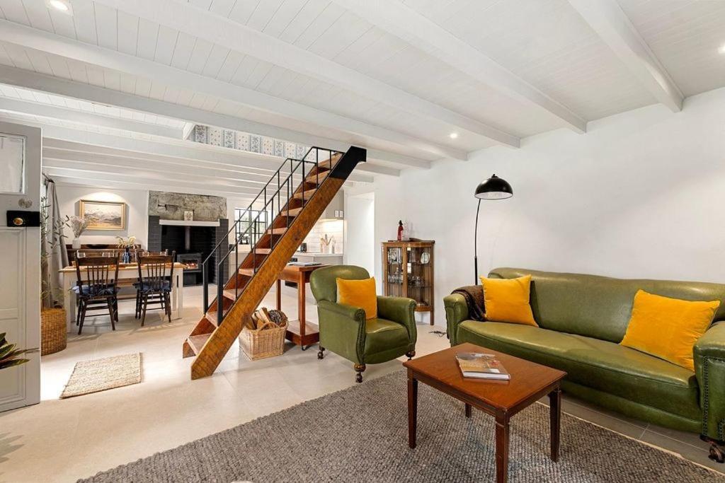 Wanaka Stone Cottage - Wanaka Holiday Home מראה חיצוני תמונה